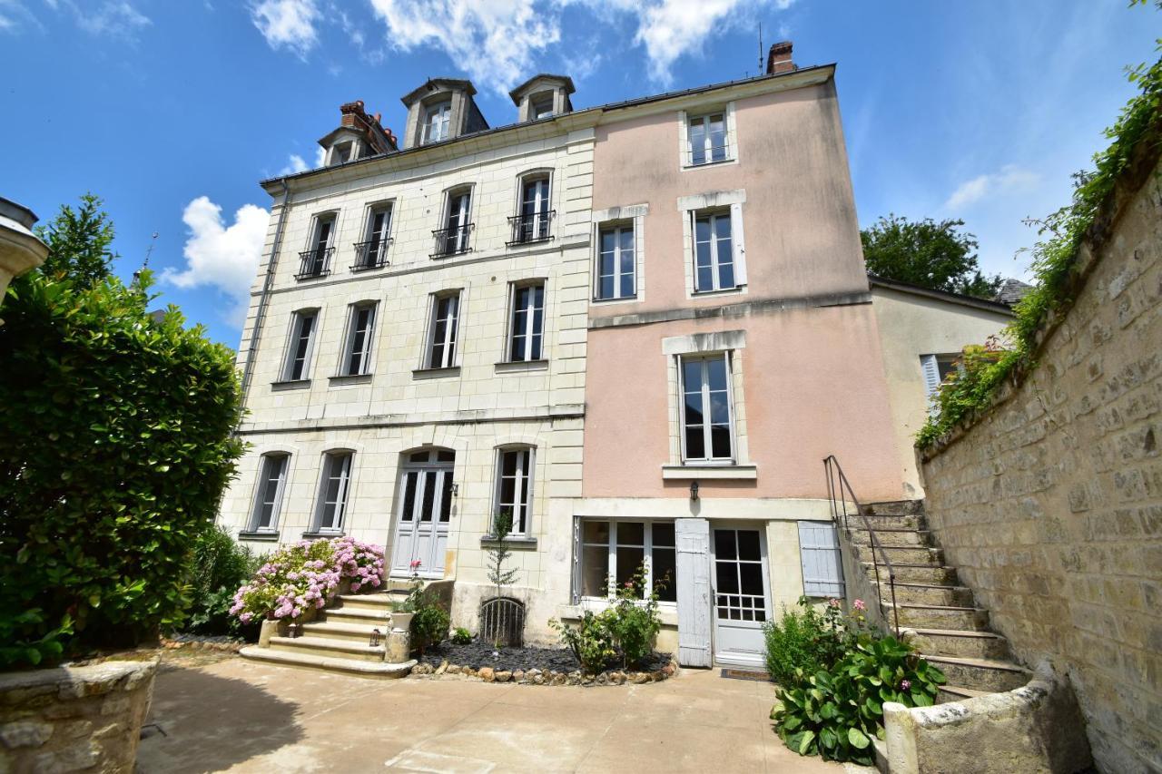 Les Destinees Hotel Chinon Exterior photo