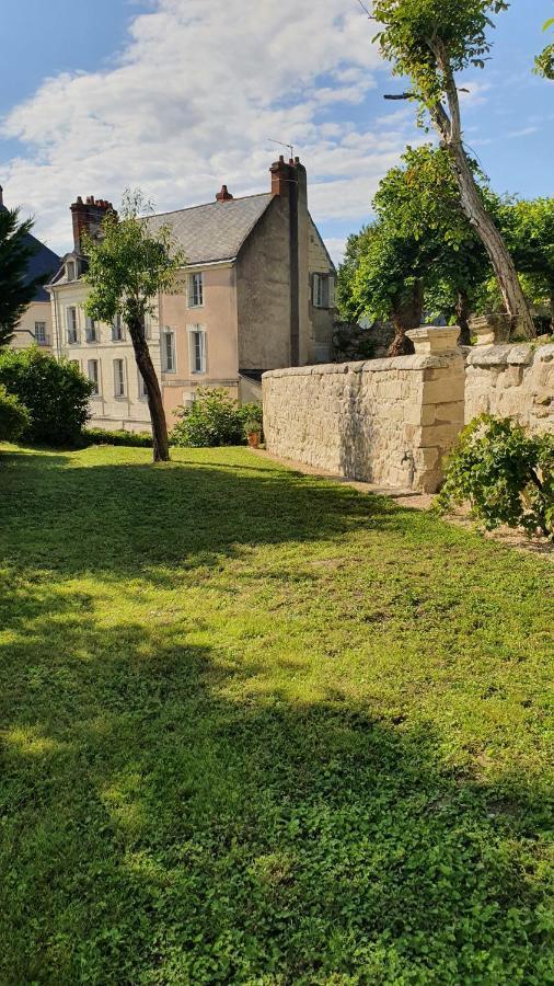 Les Destinees Hotel Chinon Exterior photo