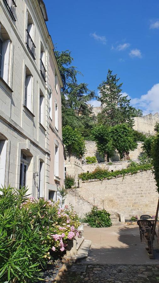 Les Destinees Hotel Chinon Exterior photo