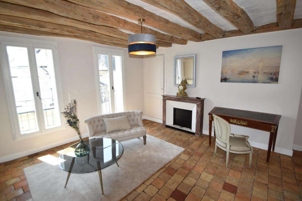 Les Destinees Hotel Chinon Exterior photo
